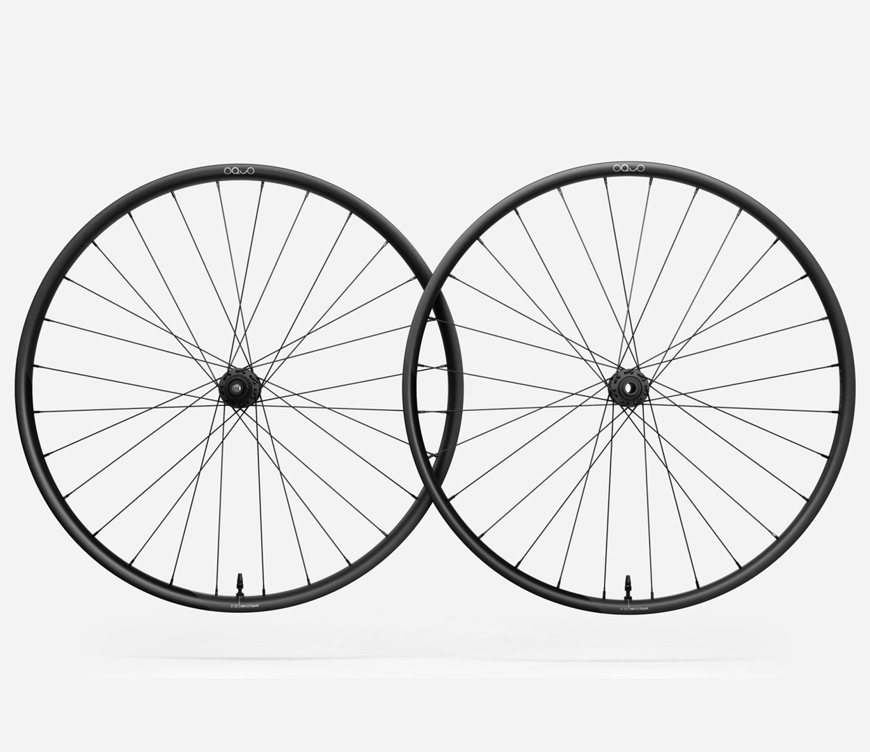 OQUO KOŁA MP30TEAM SHIMANO MS ZESTAW Black Matt